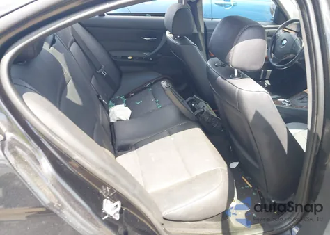 2011 BMW 328 Xi Sulev z USA, uszkodzony, nr VIN WBAPK5G57BNN79689